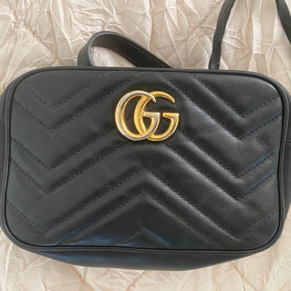 GUCCI MARMONT MINI SHOULDER BAG